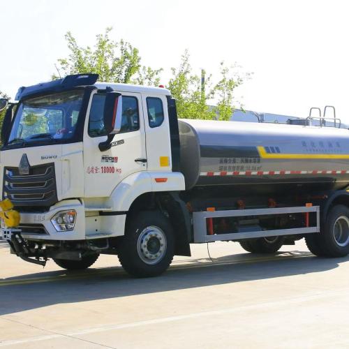 SINOTRUK HOWO 14m³ NX Water Sprayer Truck